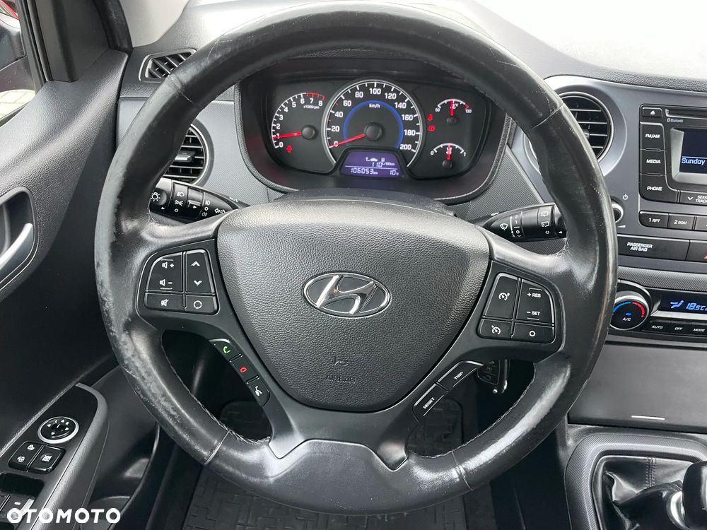 Hyundai i10 1.0 BlueDrive Black Line - 28