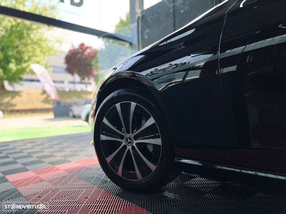 Mercedes-Benz E 300 de Exclusive Line - 15