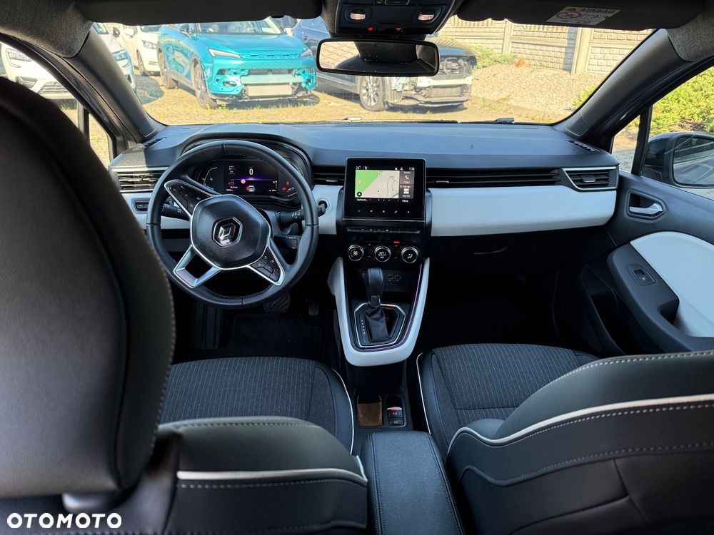 Renault Clio - 21