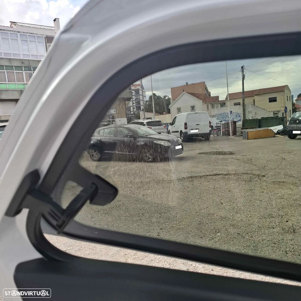 Citroën C4 Cactus 1.5 BlueHDi Shine - 32