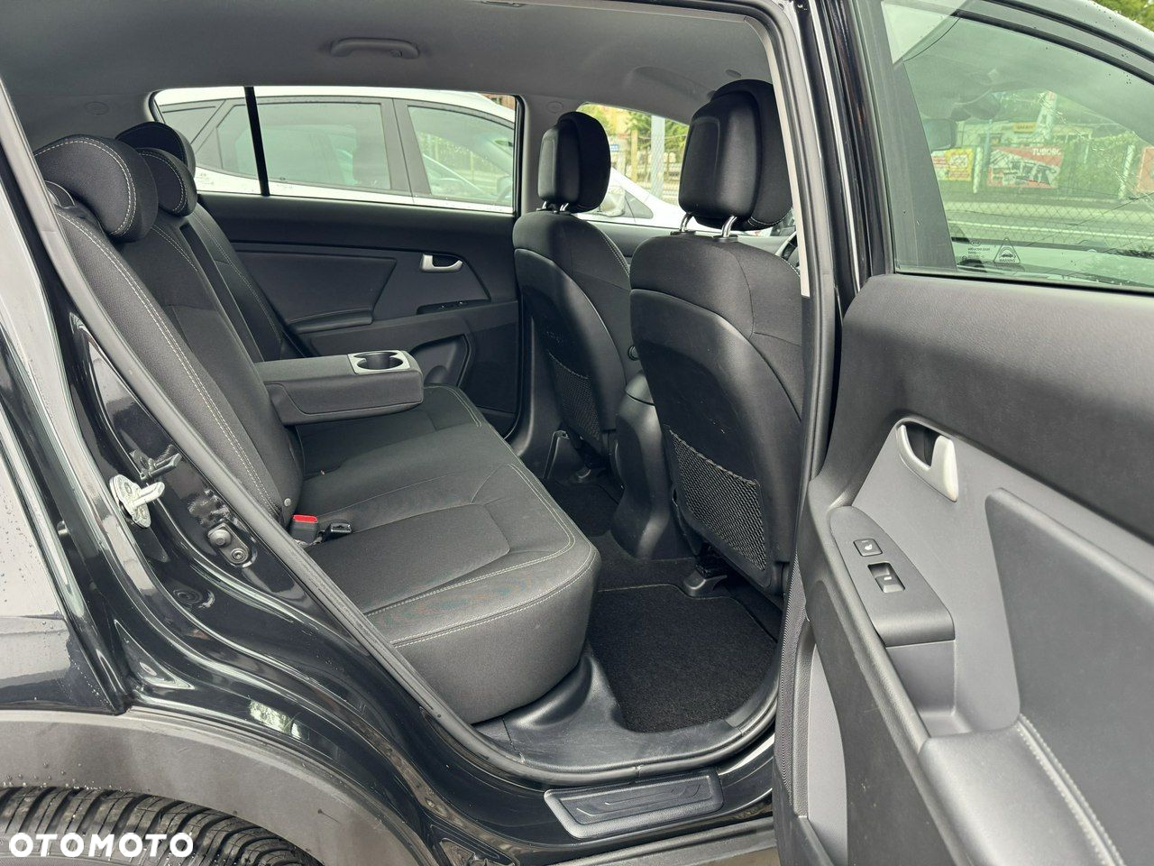 Kia Sportage - 16