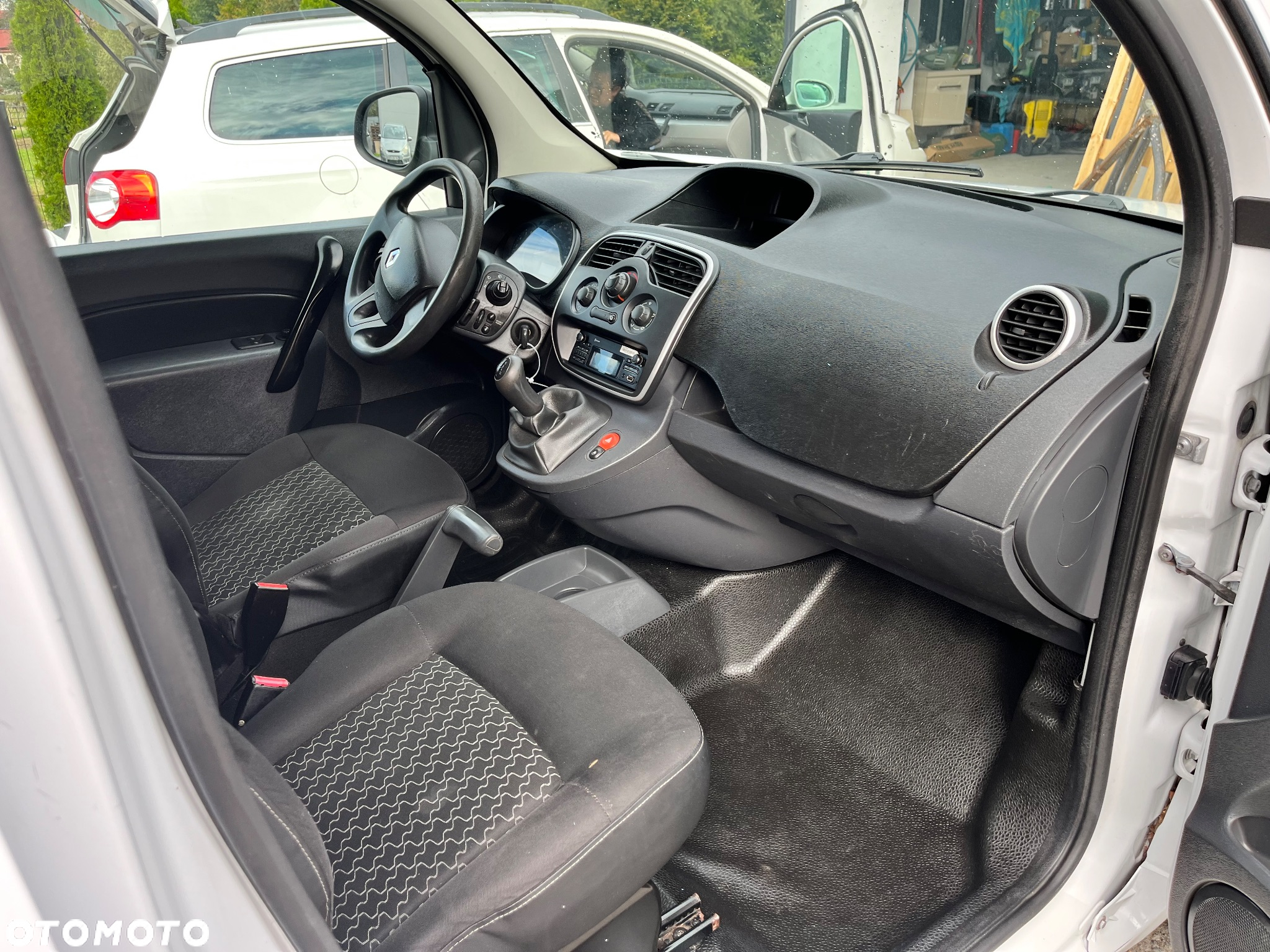 Renault KANGOO - 11