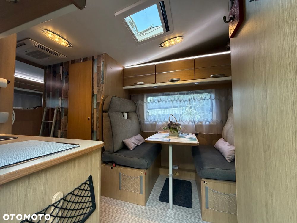 Hobby Kamper,camper I właściciel garażowany 6-osób - 38