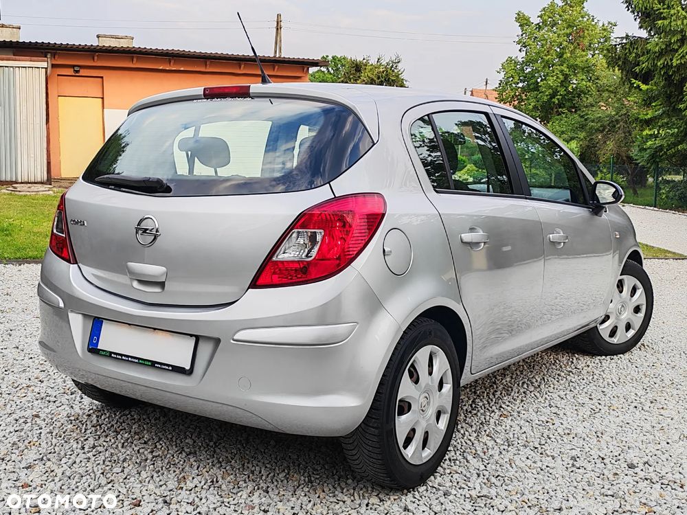 Opel Corsa - 3