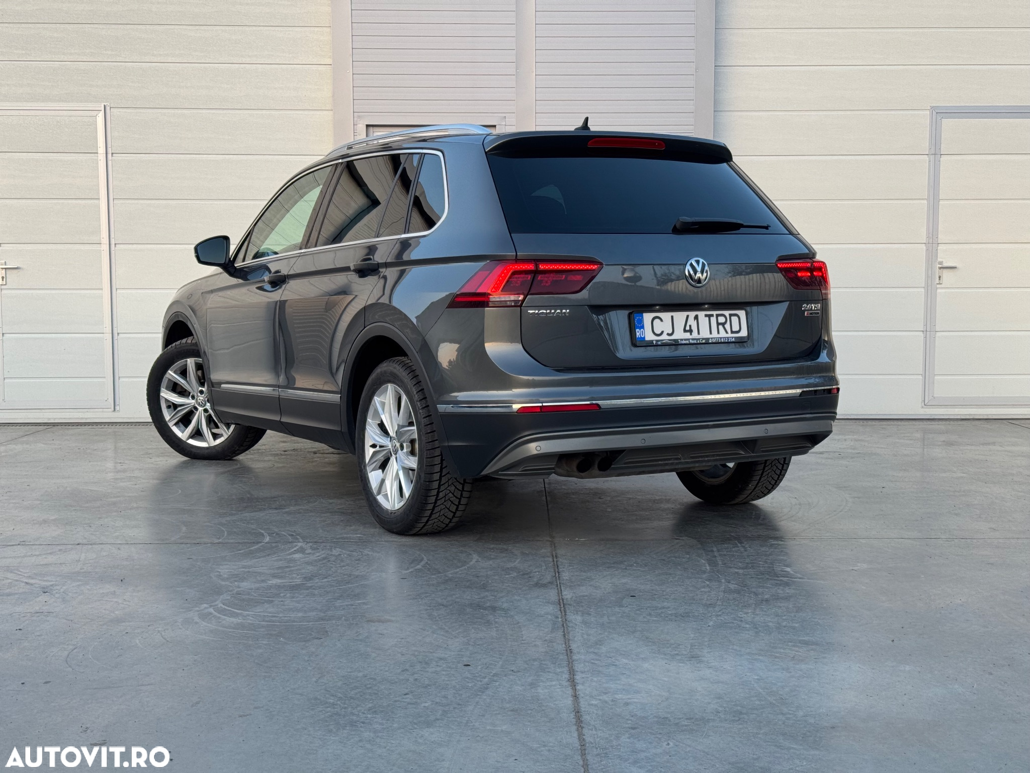 Volkswagen Tiguan 2.0 TSI DSG 4Mot Highline - 4