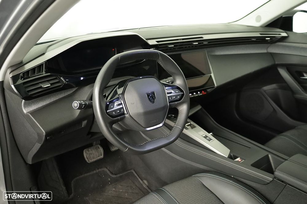 Peugeot 308 1.2 PureTech Allure EAT8 - 6