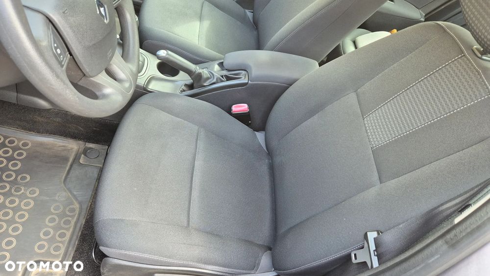 Renault Fluence 1.6 16V Expression Euro5 - 9