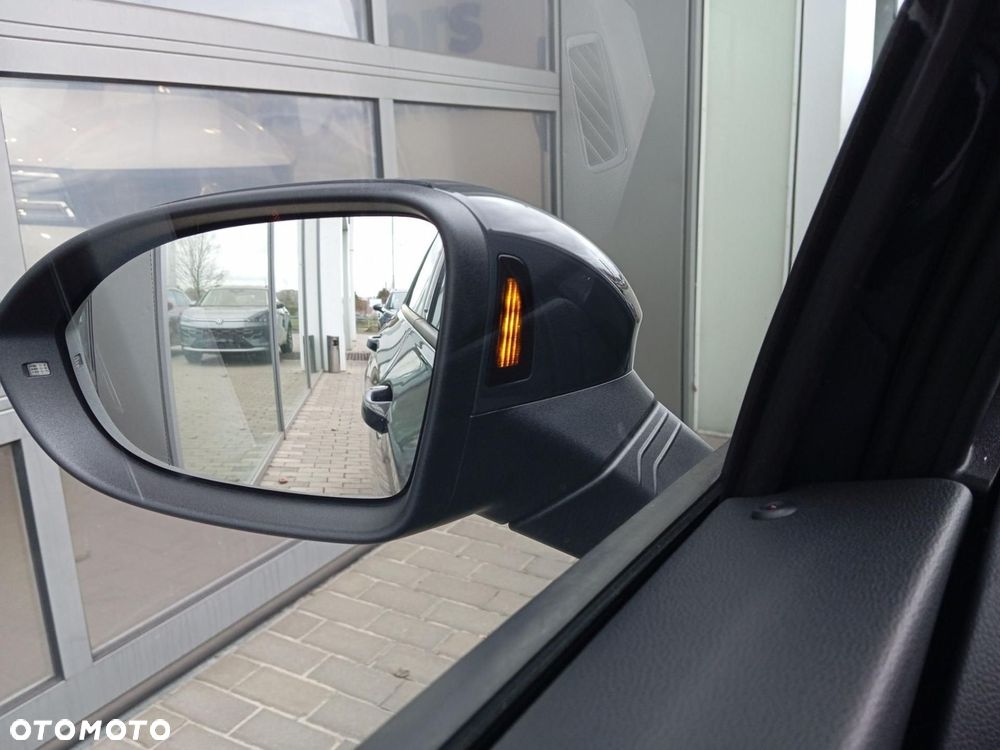 Volkswagen Golf - 13