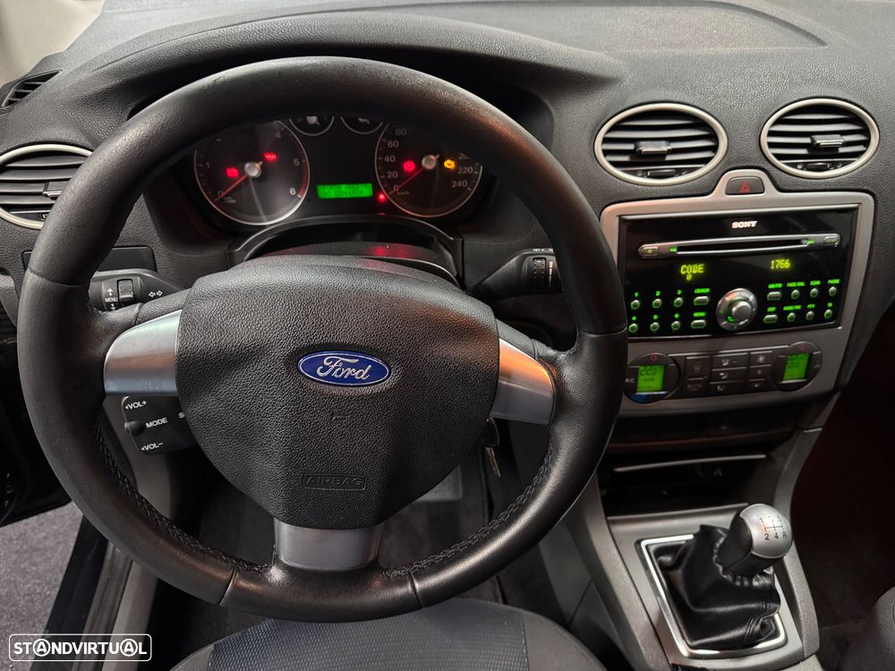 Ford Focus SW 1.6 TDCi Ambiente - 19