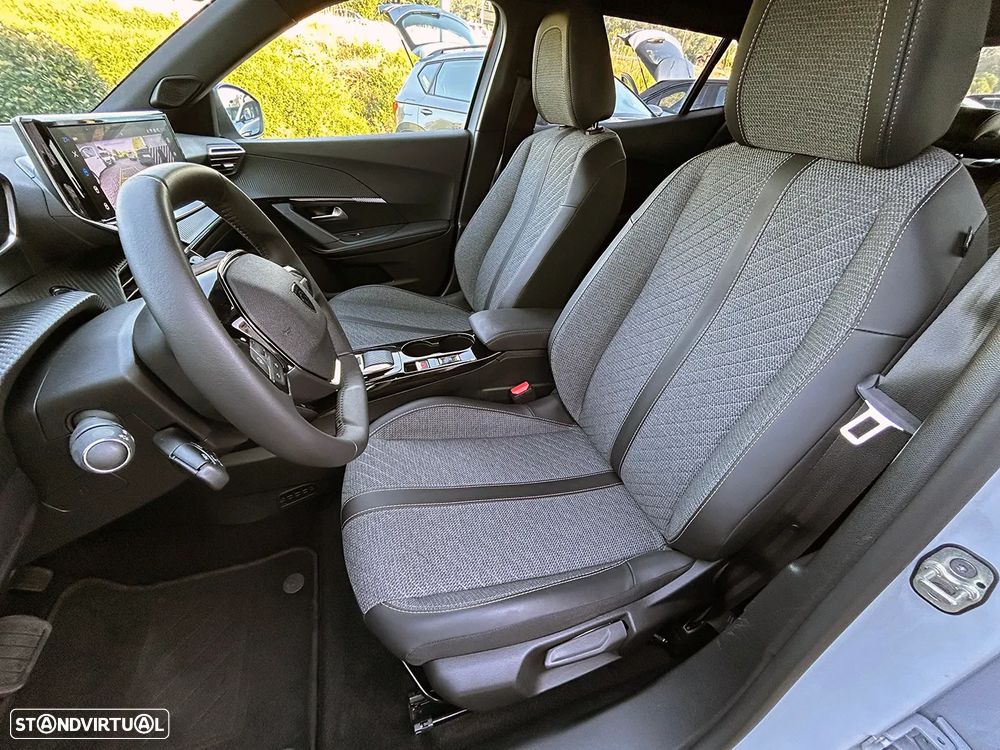 Peugeot e-2008 50 kWh Allure Pack - 16