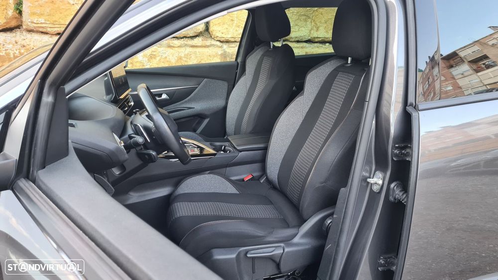 Peugeot 5008 - 41