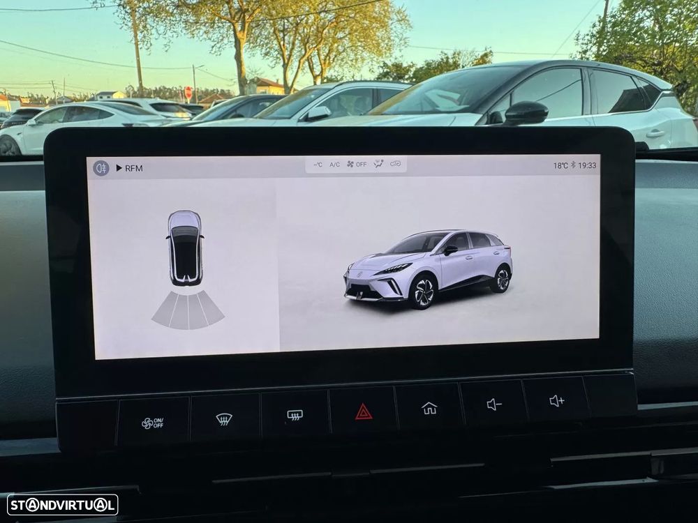 MG MG4 51 kWh Standard - 12