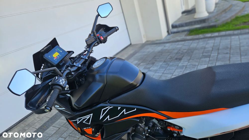 KTM SMT - 10