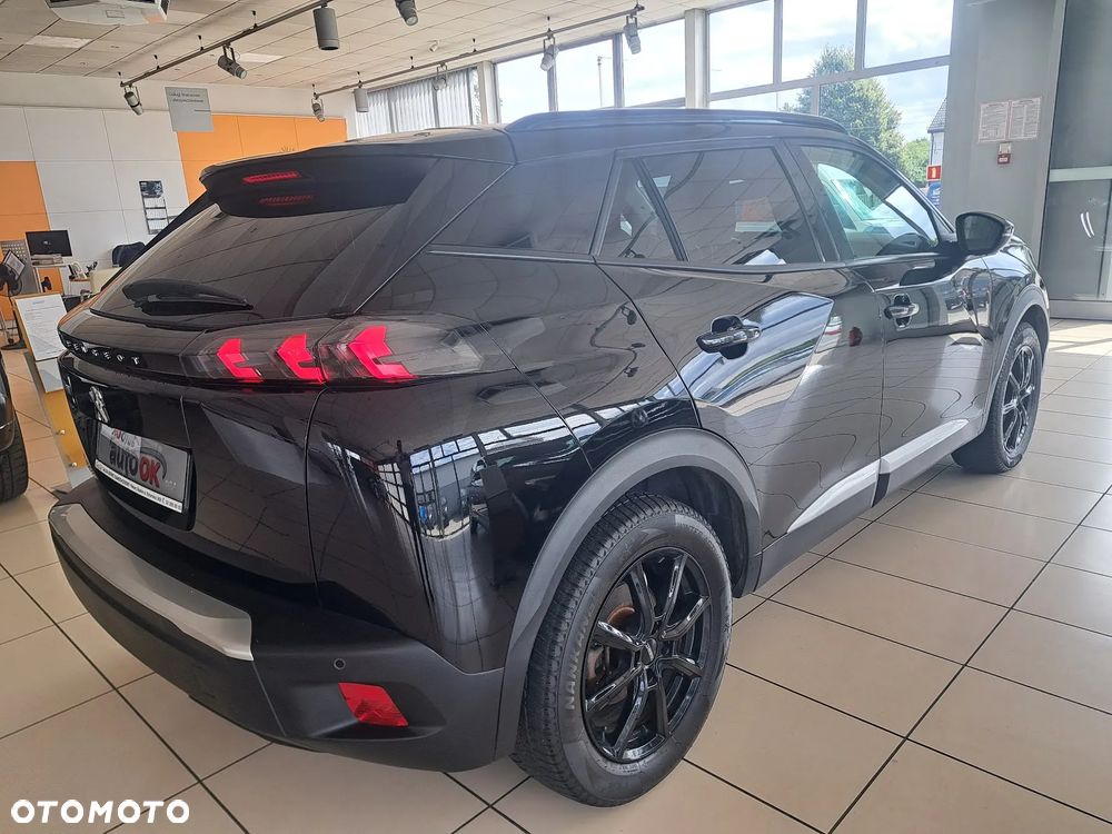 Peugeot 2008 e-2008 50kWh Allure - 6