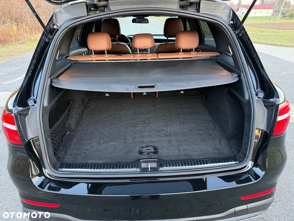 Mercedes-Benz GLC AMG 43 4Matic 9G-TRONIC - 9