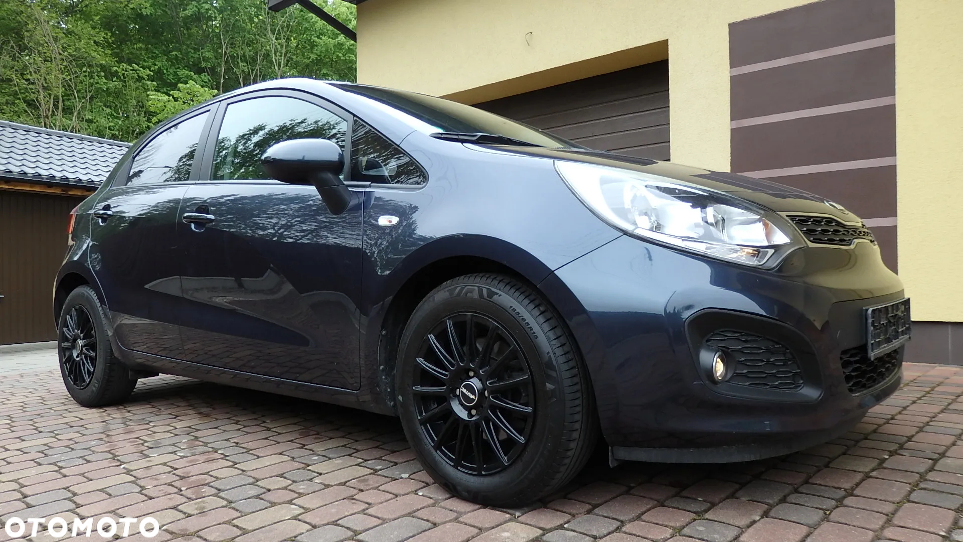 Kia Rio - 25