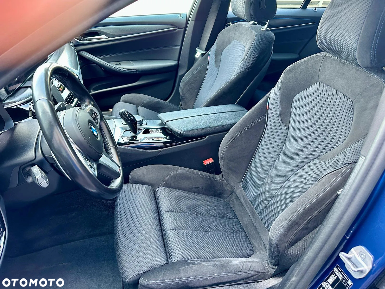 BMW Seria 5 530e xDrive - 14