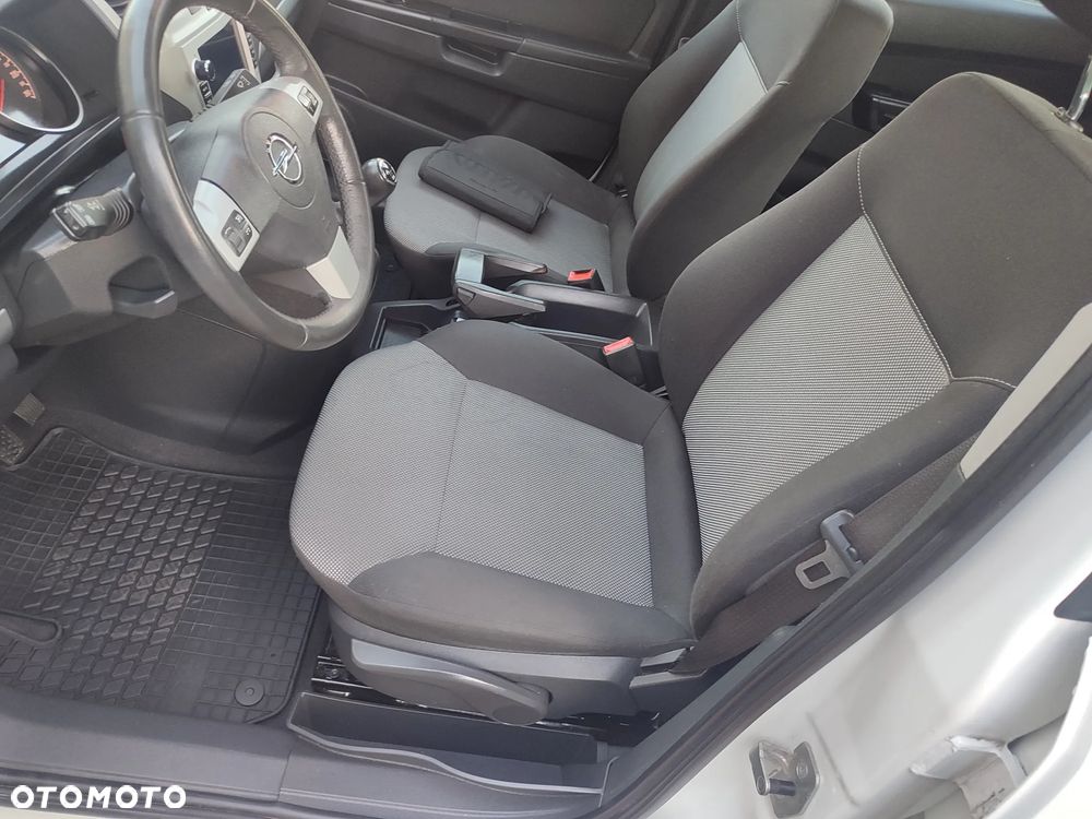 Opel Zafira 1.6 Cosmo - 16