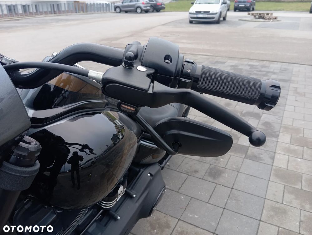 Harley-Davidson Softail Low Rider - 10