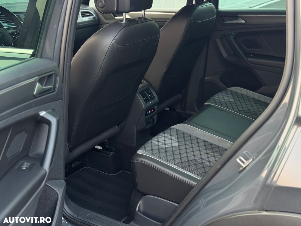 Volkswagen Tiguan 2.0 TDI SCR 4MOTION DSG R-Line - 12