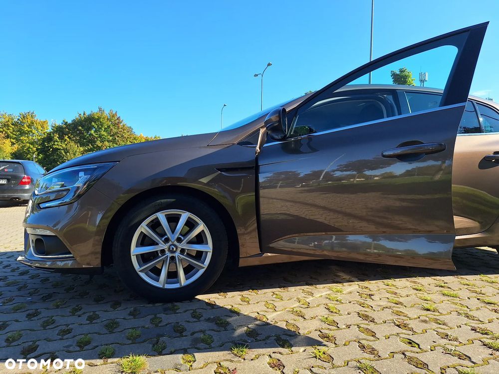 Renault Megane 1.3 TCe FAP Intens - 23