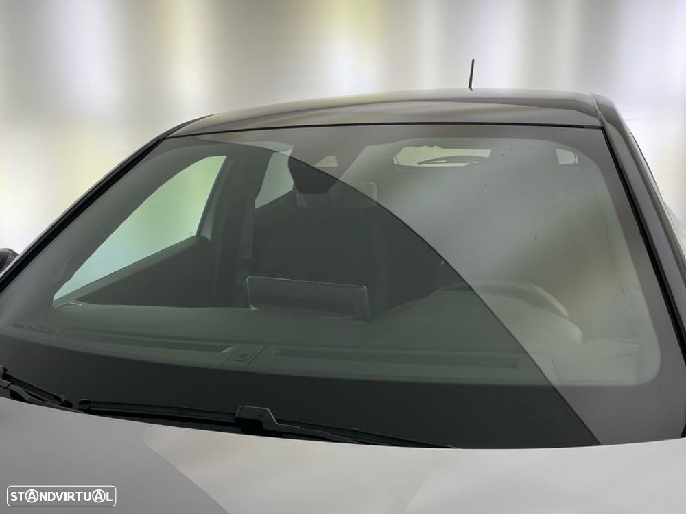 Peugeot 2008 1.2 PureTech Allure - 19