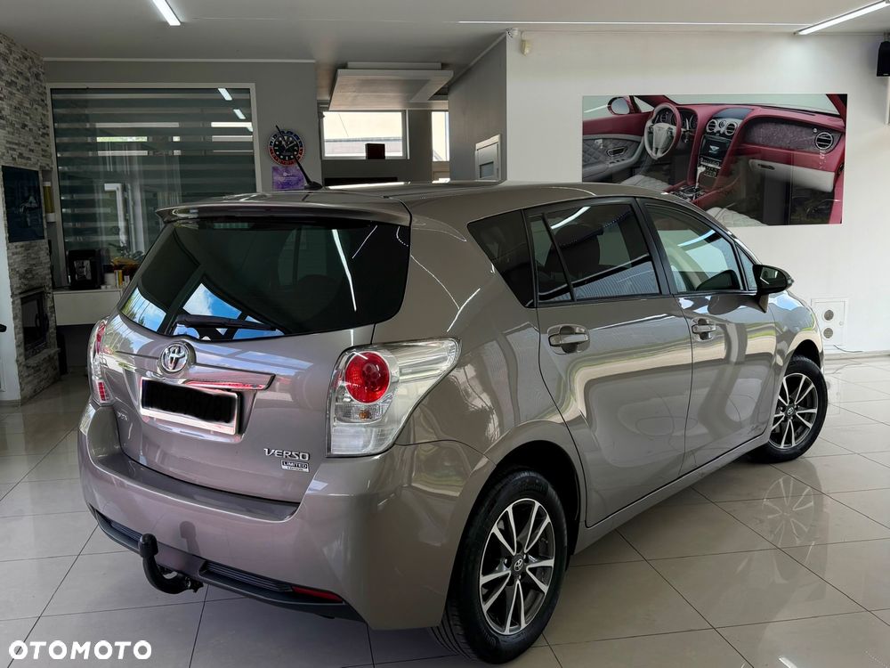 Toyota Verso 1.6 D-4D Prestige - 3