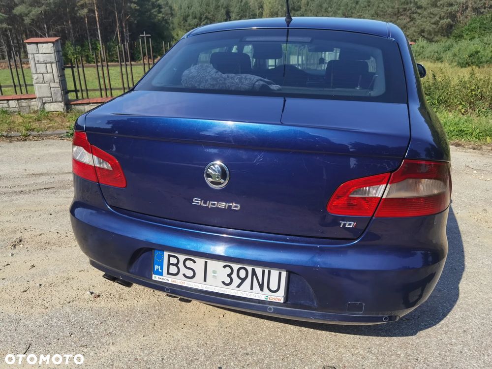 Skoda Superb 2.0 TDI Ambition - 5