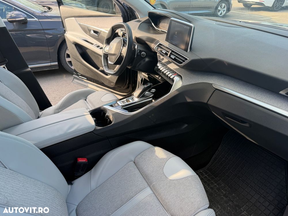 Peugeot 3008 PureTech 130 Stop & Start GPF EAT8 Allure Pack - 15