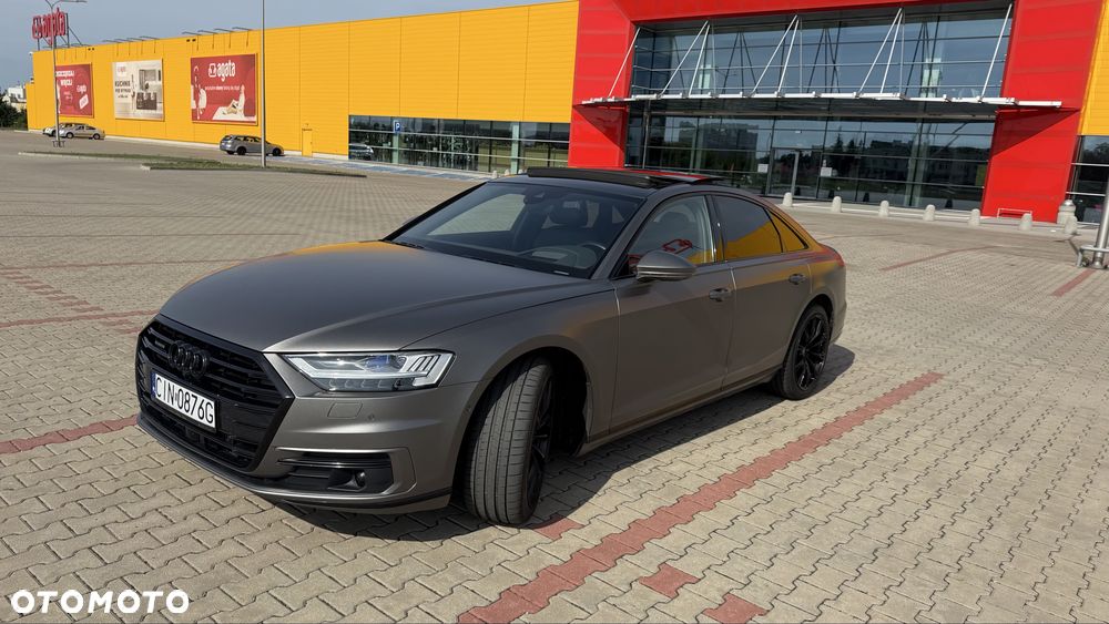 Audi A8 - 7