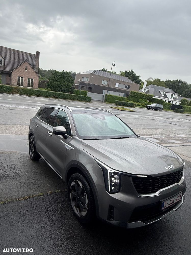 Kia Sorento 1.6 T-GDI HEV 6AT 4x2 7P Design - 4