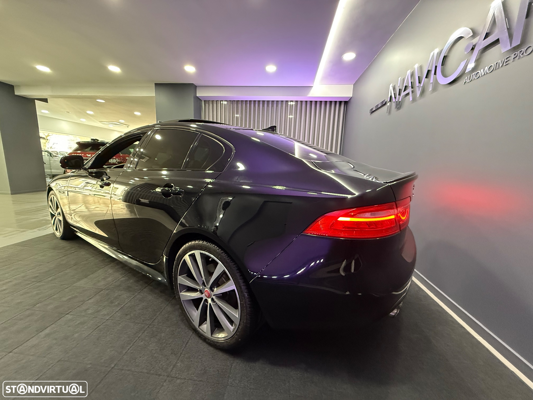Jaguar XE 20d Aut. R-Sport - 11