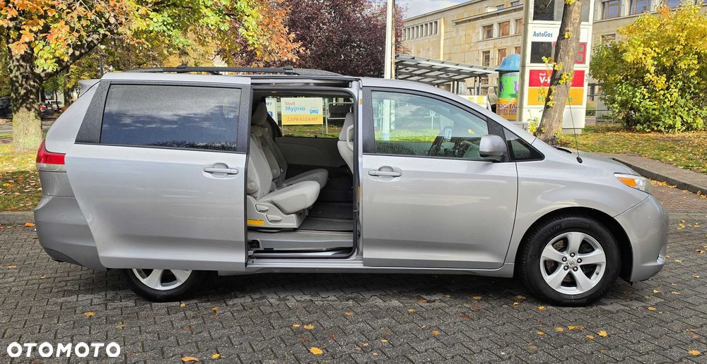 Toyota Sienna