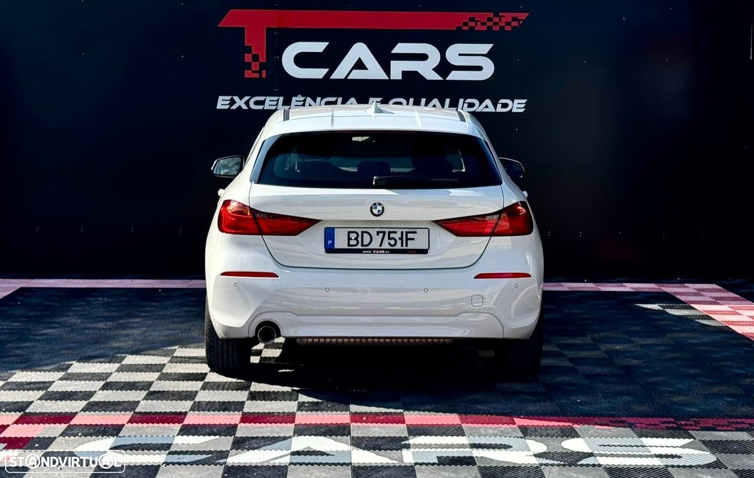 BMW 116 i Advantage - 4