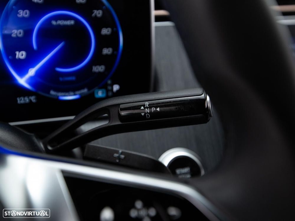 Mercedes-Benz EQE 350 - 22