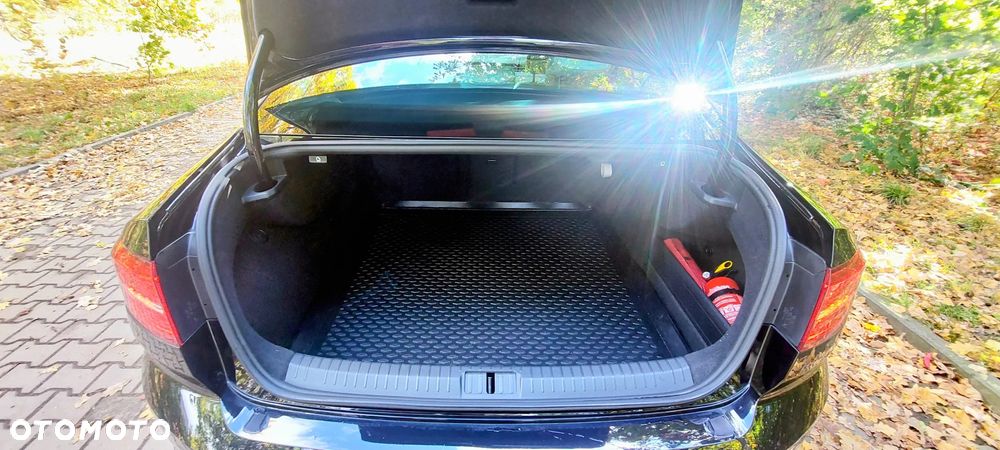 Volkswagen Passat 2.0 TDI Bi-Turbo BMT 4Mot Highline DSG - 11