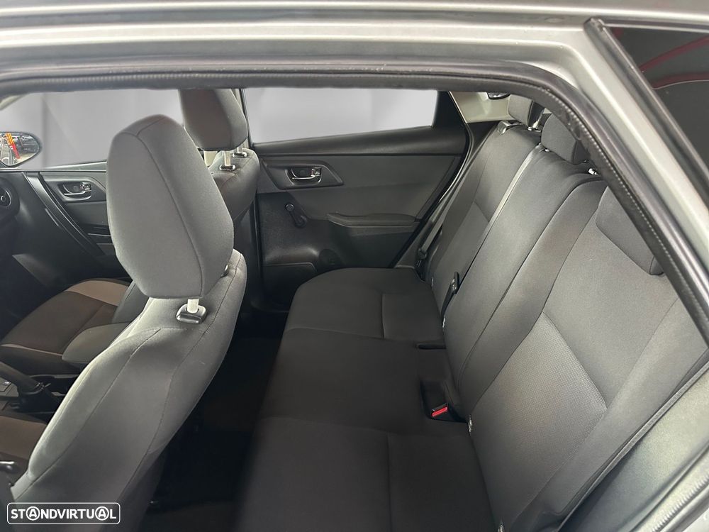 Toyota Auris 1.4 D-4D +AC - 9