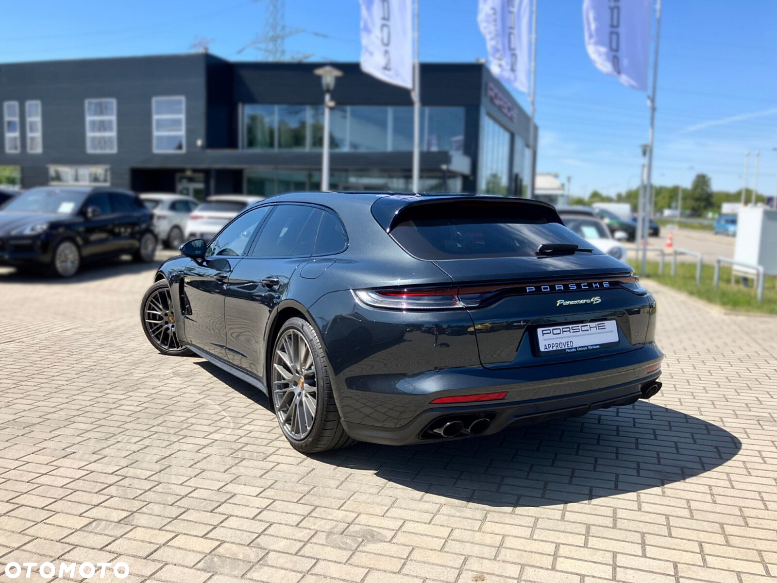 Porsche Panamera - 3