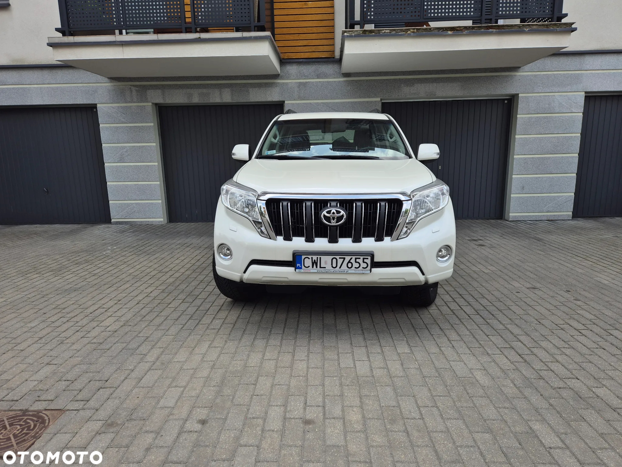 Toyota Land Cruiser LC 2.8 D-4D Premium - 3