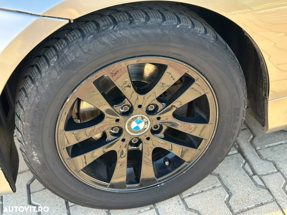 BMW Seria 3 318d - 32