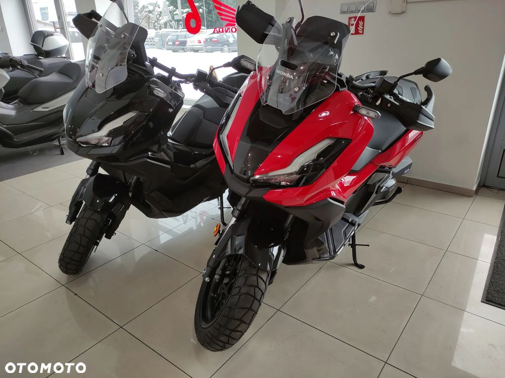 Honda ADV350 - 1
