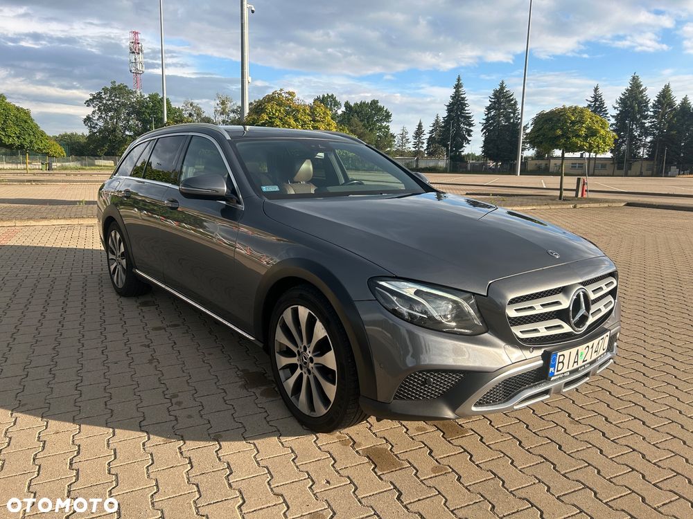 Mercedes-Benz Klasa E 220 d 4-Matic All-Terrain - 4