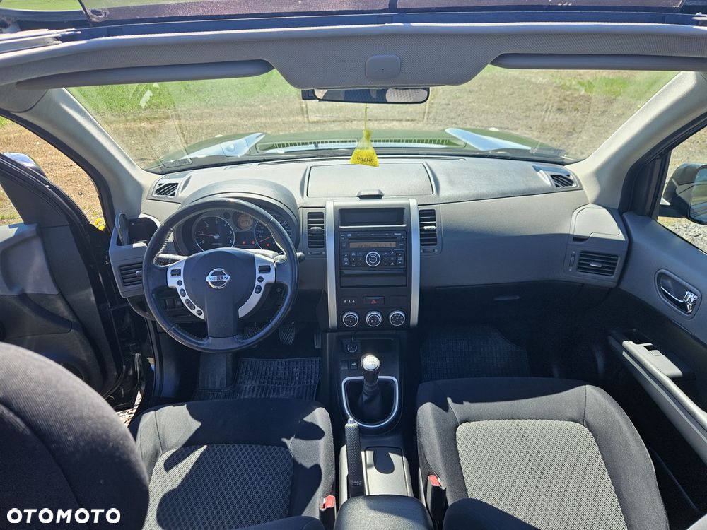 Nissan X-Trail 2.0 dCi 4x4 DPF SE - 12