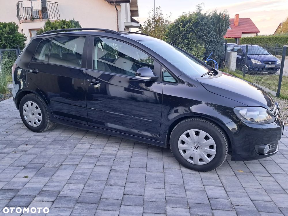 Volkswagen Golf Plus - 14