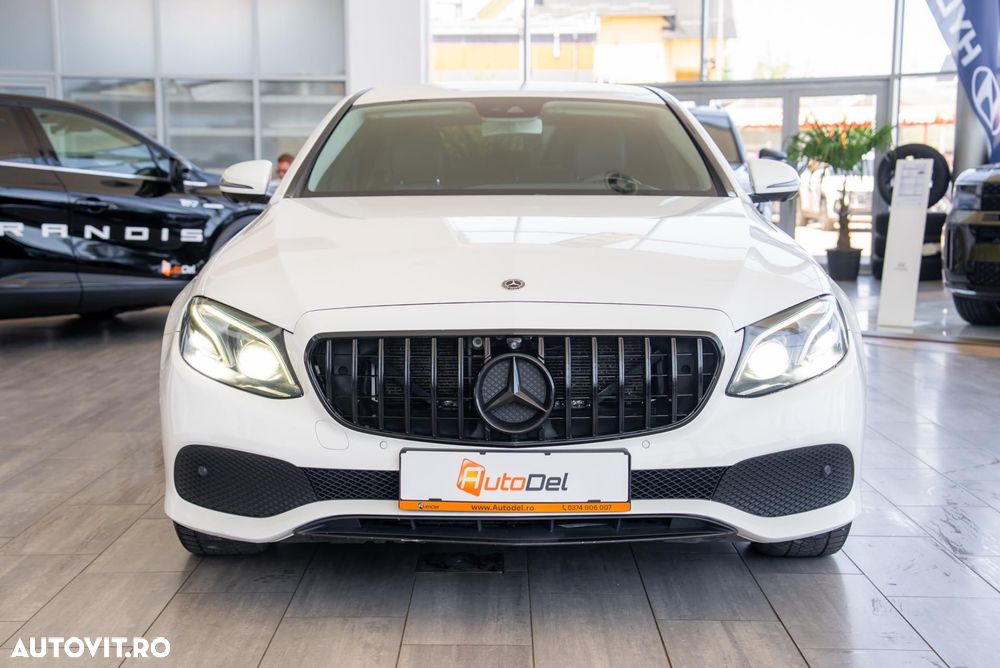 Mercedes-Benz E 220 d 4Matic 9G-TRONIC Avantgarde - 3