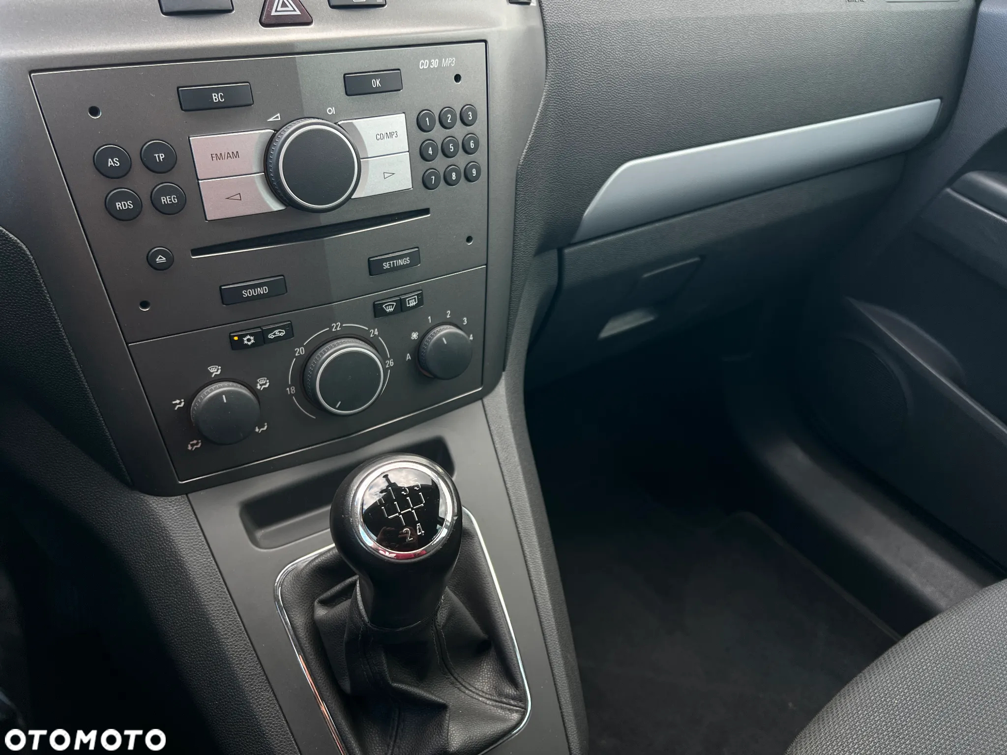 Opel Zafira 1.8 Elegance - 18