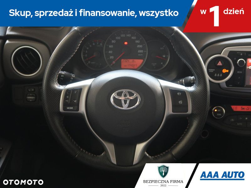 Toyota Yaris - 17
