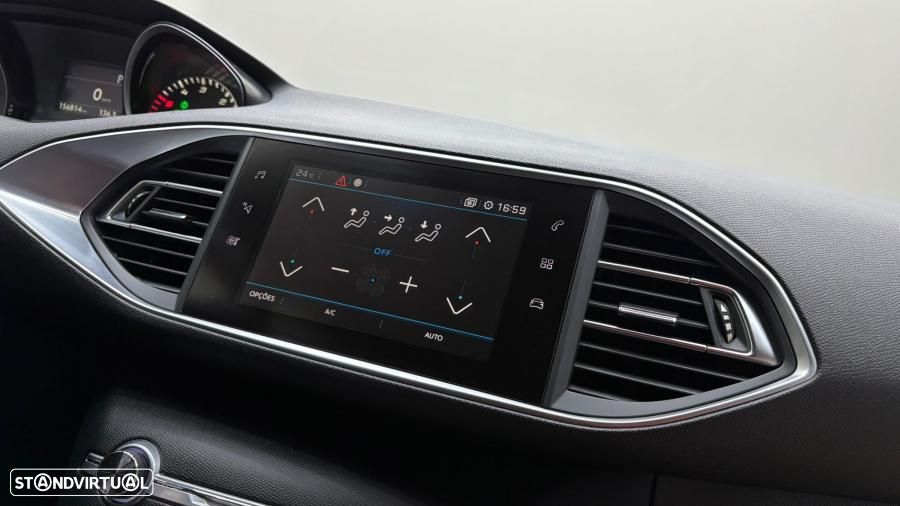 Peugeot 308 1.5 BlueHDi Allure Pack EAT8 - 19