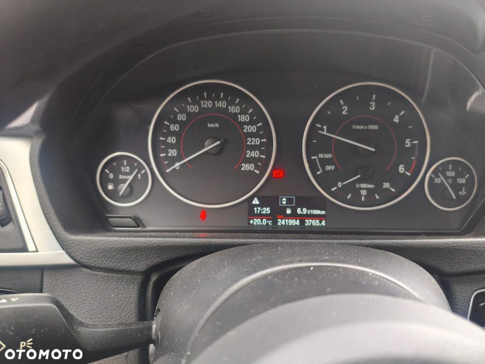 BMW Seria 3 318d Sport Line - 11