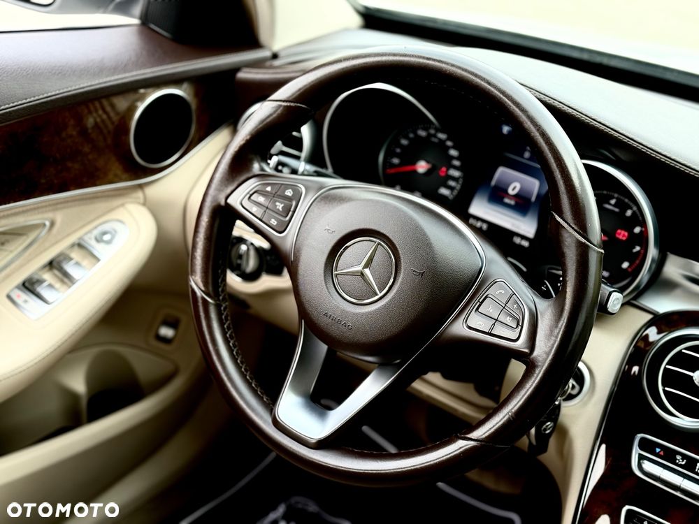 Mercedes-Benz Klasa C - 32